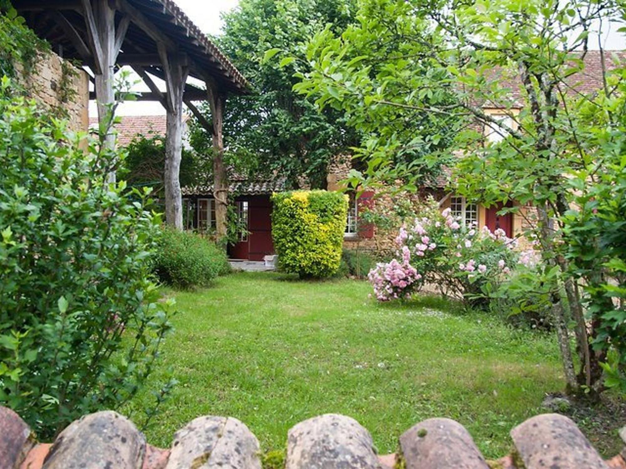 Charmante Maison En Pierre Avec Piscine Privee, 8 Personnes, Proche Des Bastides - Fr-1-824-19 Le Buisson-de-Cadouin Экстерьер фото